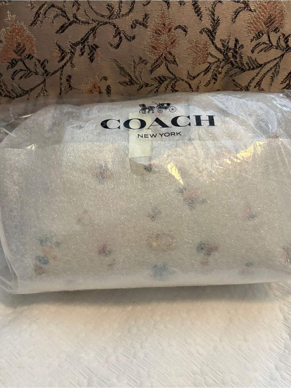 Coach Chalk Pebble Leather Floral Cosmetic Pouch with Gold Accent - Picture 6 of 7